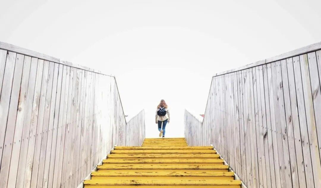 星空体育app下载-惊人的穷人定律：越是贫穷的家庭，越喜欢让子女从事这3类工作，结果越来越穷